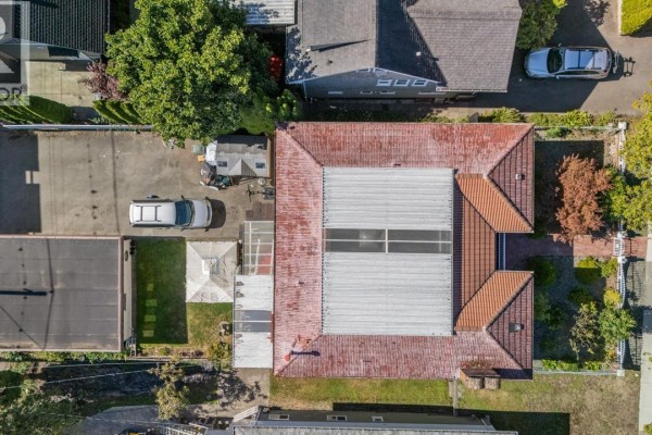 2472 E 12th Avenue, Vancouver, BC, photo 2
