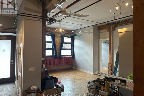 2474 - 2480 Dundas Street W, Toronto, ON M6P1W9 Photo 2