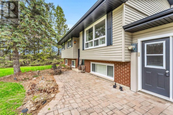 2477 Old Fort Road, Tay, ON, photo 2