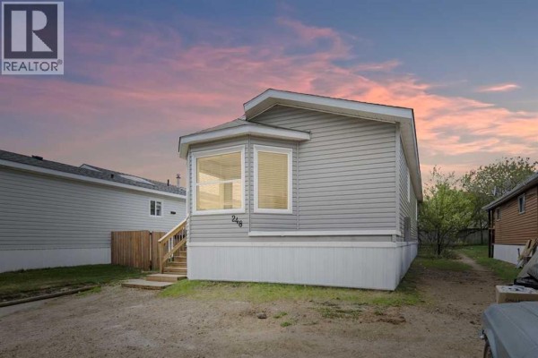 4pc Bathroom - 248 Caouette Crescent, Fort Mcmurray, AB T9K2H9 Photo 2