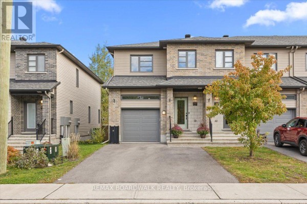 Townhouse for sale at 248 Munro Street, Carleton Place, ON - MLS® mWNcaR