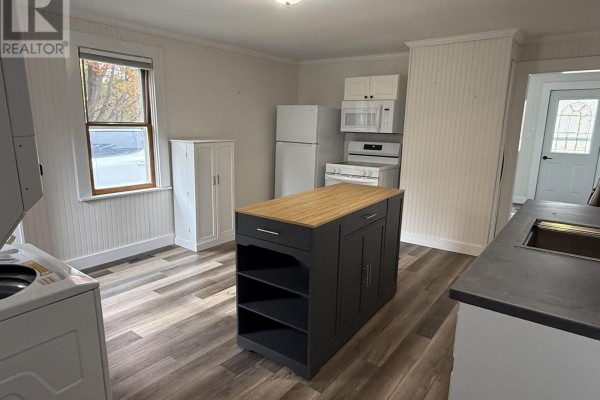Living room - 248 Munroe Avenue Extension, Westville Road, NS B2H2J6 Photo 5