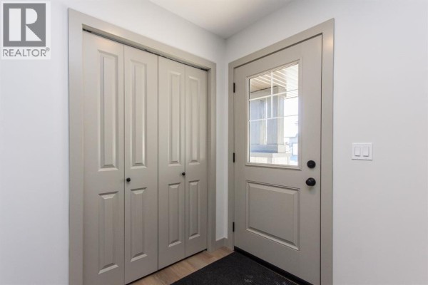 Dining room - 248 Turnbull Close, Red Deer, AB T4P3H9 Photo 2