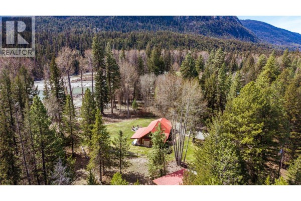 Bedroom - 2481 Coalmont Road, Coalmont Tulameen, BC V0H1G0 Photo 4