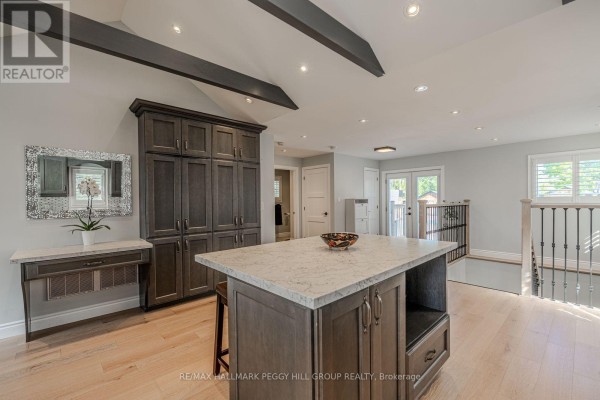 2484 Highway 11 S, Oro Medonte, ON, photo 2