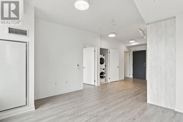2485 Eglinton Avenue W, Mississauga, ON L5M2V8 Photo 5