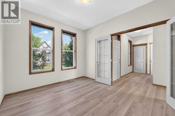Laundry room - 249 Elgin Manor Se, Calgary, AB T2Z4Z7 Photo 4