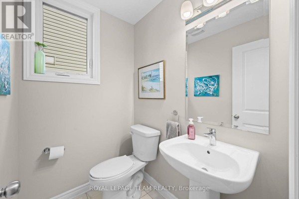 Family room - 249 Kimpton Drive, Ottawa, ON K2S2H9 Photo 4