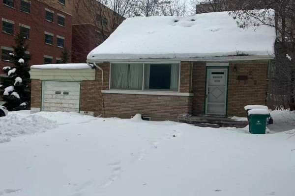 249 Sunview Street, Waterloo, ON N2L3V8 Photo 3