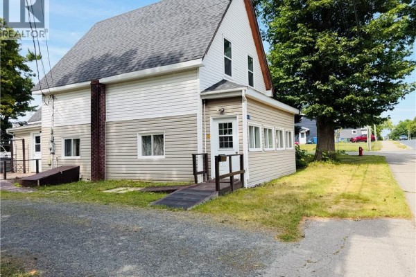 Bonus Room - 249 Wellington Street, Miramichi, NB E1N1N2 Photo 2