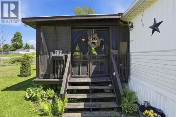 Kitchen - 2490 Governors Road Unit# B34, Hamilton, ON L0R1T0 Photo 4