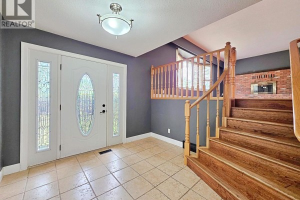 Dining room - 2491 Sing Street, Quesnel, BC V2J5E1 Photo 3