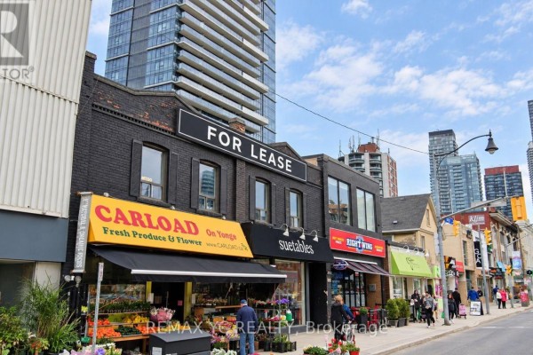 2499 Yonge Street, Toronto, ON M4P2H6 Photo 2