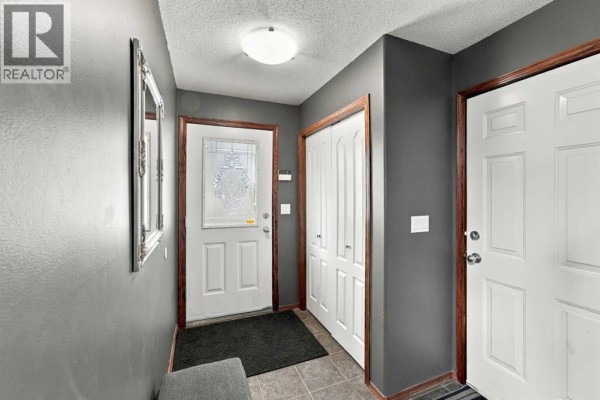Primary Bedroom - 24e, 32 Daines Avenue, Red Deer, AB T4R2Z5 Photo 4