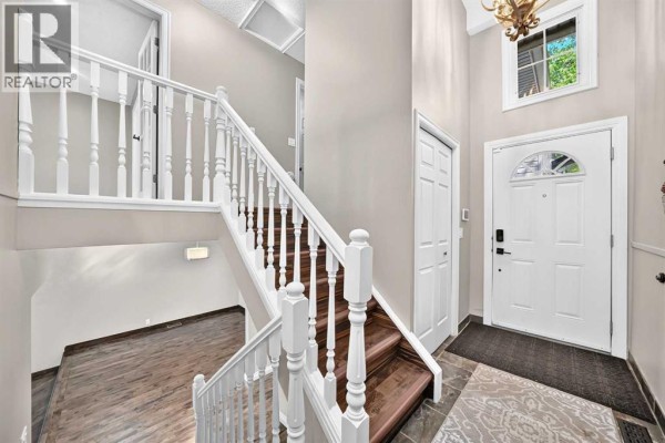 4pc Bathroom - 25, 448 Strathcona Drive Sw, Calgary, AB T3H1M3 Photo 4