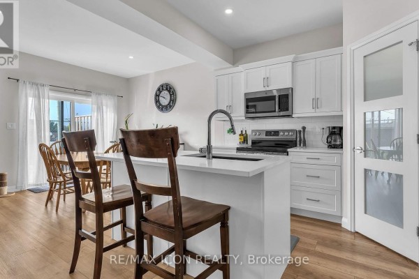 25 - 17 Nicholson Street, Lucan Biddulph, ON N0M2J0 Photo 4