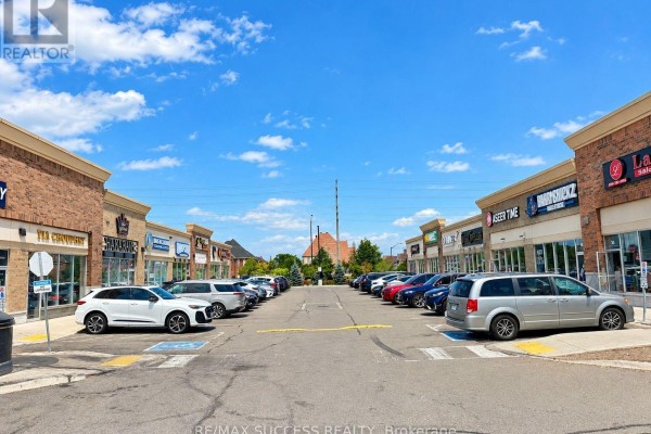 25 - 3460 Platinum Drive, Mississauga, ON L5M7N4 Photo 5