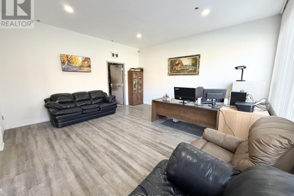 25 - 40 Pippin Road, Vaughan, ON L4K4M6 Photo 3