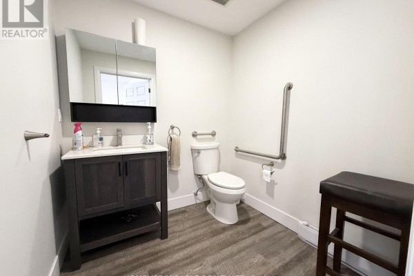 25 - 40 Pippin Road, Vaughan, ON L4K4M6 Photo 4