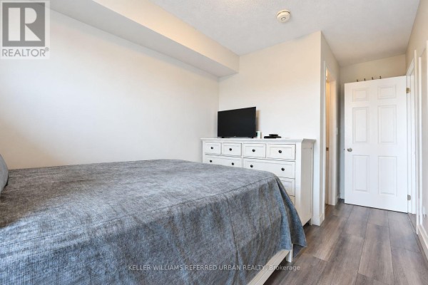 25 - 630 Rogers Road, Toronto, ON M6M1C1 Photo 2