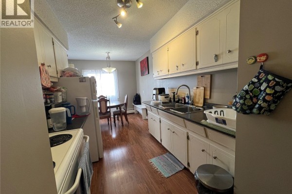 4pc Bathroom - 25 106 104th Street W, Saskatoon, SK S7N1M8 Photo 5