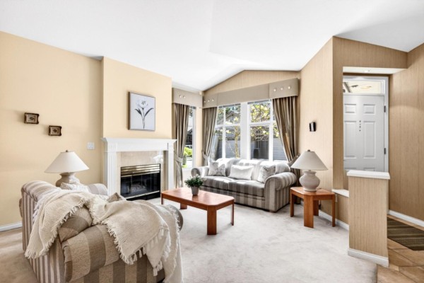 25 15020 27a Avenue, Surrey, BC V4P2Z9 Photo 3