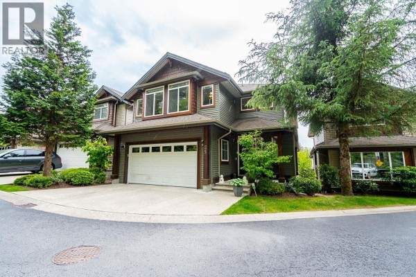 25 1705 Parkway Boulevard, Coquitlam, BC V3E3T3 Photo 2