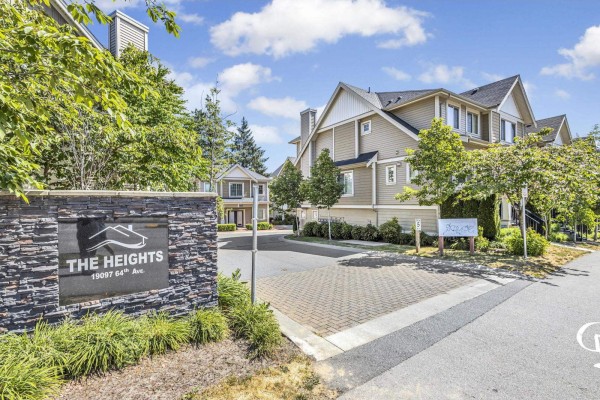 25 19097 64 Avenue, Surrey