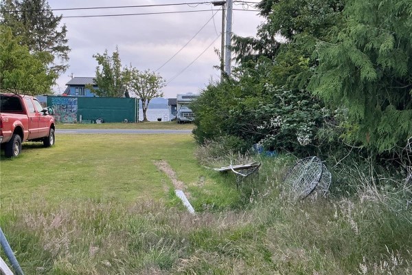 25 1st St, Sointula, BC V0N3E0 Photo 3