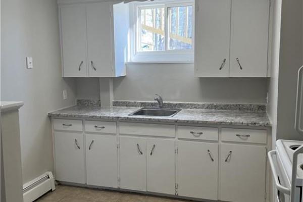 25-27 Whitney Avenue, Moncton, NB E1C8C5 Photo 4
