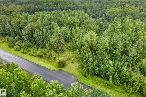 25 53322 Rge Road 25, Rural Parkland County, AB T7Y0E1 Photo 2