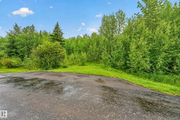 25 53322 Rge Road 25, Rural Parkland County, AB T7Y0E1 Photo 4