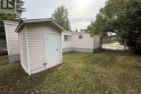 Living room - 25 654 North Fraser Drive, Quesnel, BC V2J1Z6 Photo 3