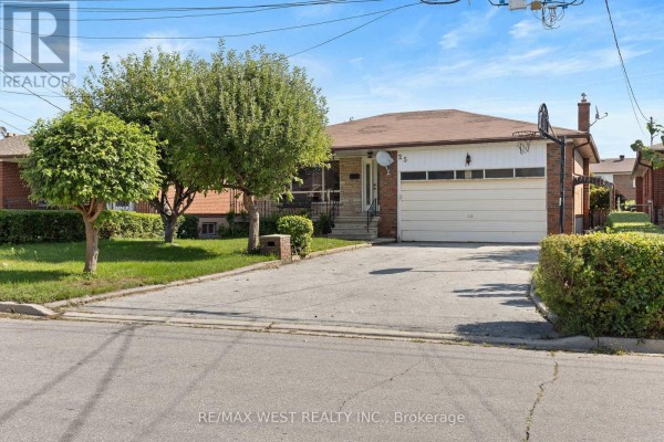 25 Apted Avenue, Toronto, ON, photo 2