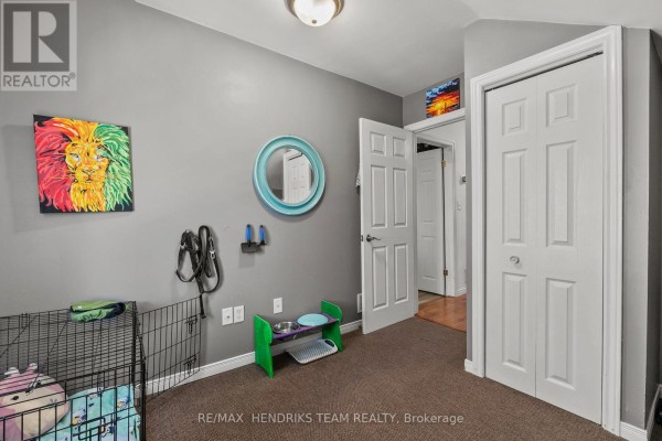 25 Bessey Street, St  Catharines, ON, photo 3
