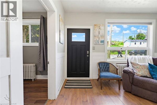 25 Beverly Street, Cambridge, ON, photo 2