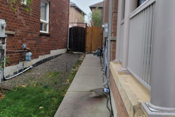25 Browley Drive, Brampton, ON L7A3C9 Photo 2
