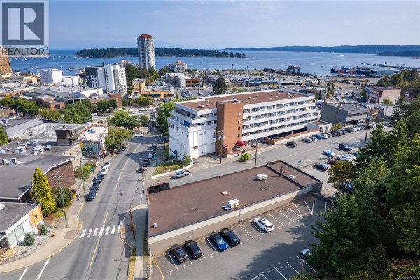 25 Cavan St, Nanaimo, BC V9R2T9 Photo 4
