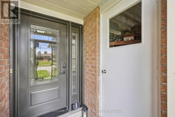 Sunroom - 25 Cedar Court, Kawartha Lakes, ON K9V6A9 Photo 5