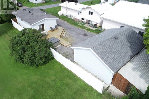25 Church Street, North Stormont, ON, photo 2