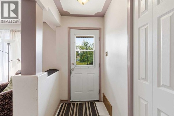 Primary Bedroom - 25 Crescent Heights, Fort Mcmurray, AB T9H1L6 Photo 5