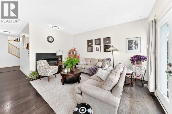 2pc Bathroom - 25 Discovery Ridge Hill Sw, Calgary, AB T3H4Y5 Photo 5