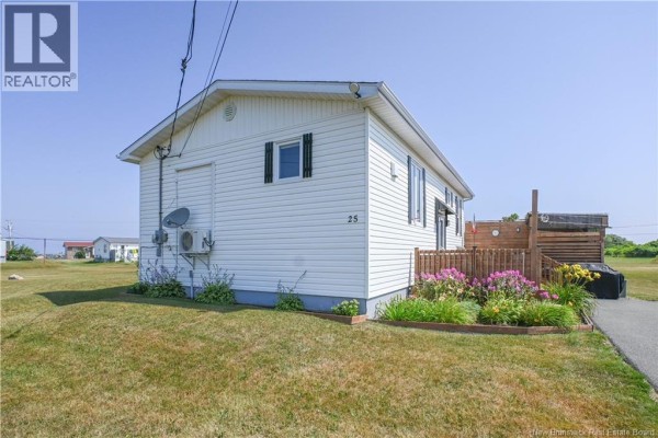 Family room - 25 Downing Road, Anse Bleue, NB E8N2E5 Photo 5