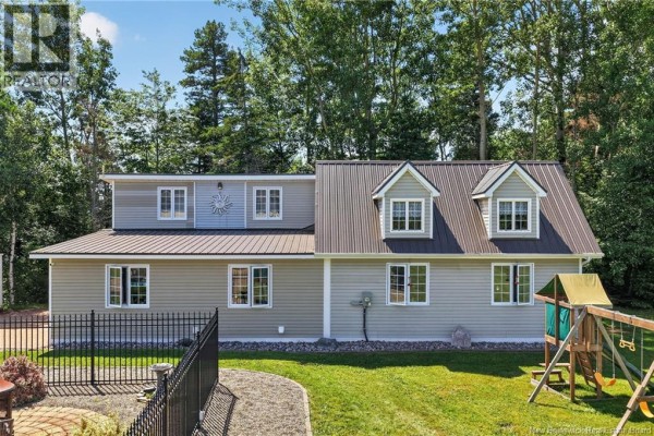 25 Gervic Crescent, Grand Barachois, NB, photo 3