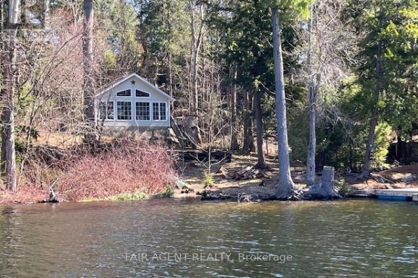 25 Goods Island, Frontenac, ON, photo 2