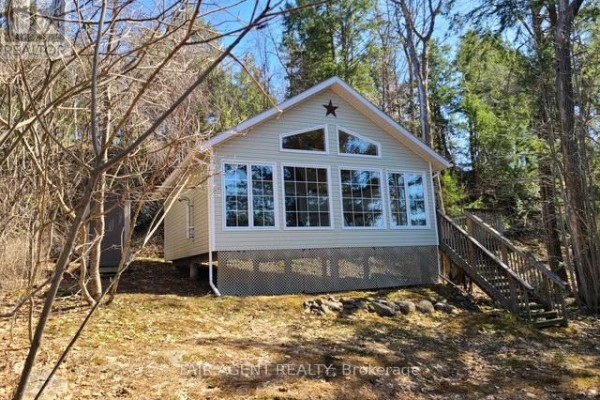 25 Goods Island, Frontenac, ON, photo 3