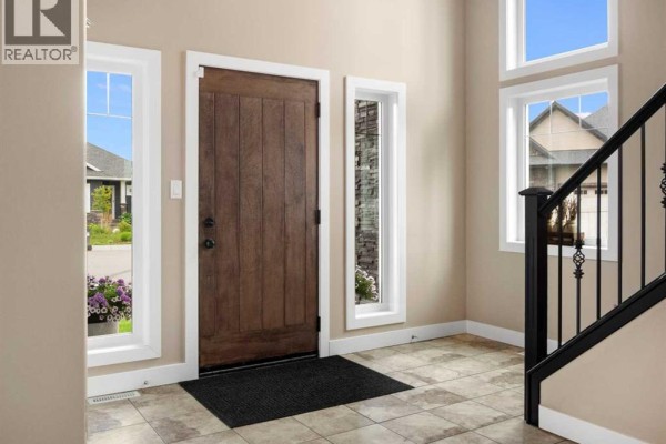 25 Grove Close, Red Deer, AB, photo 3