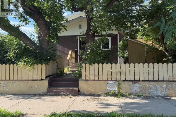 Other - 25 Home Street W, Moose Jaw, SK S6H4X2 Photo 2