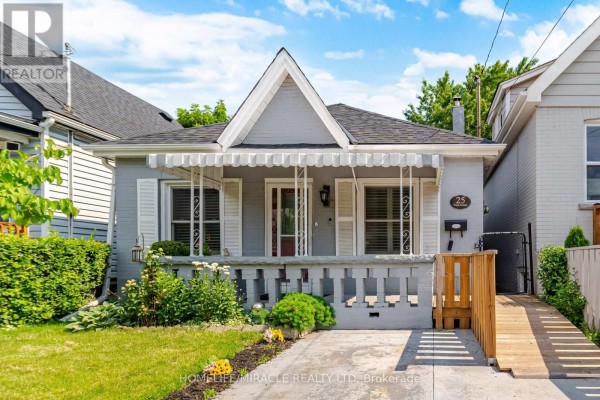 25 Hope Avenue, Hamilton, ON, photo 2