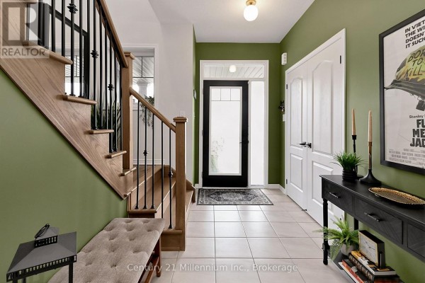 Living room - 25 Kirby Avenue, Collingwood, ON L9Y3W8 Photo 4